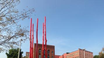 katz_elliott_bright_red_trees